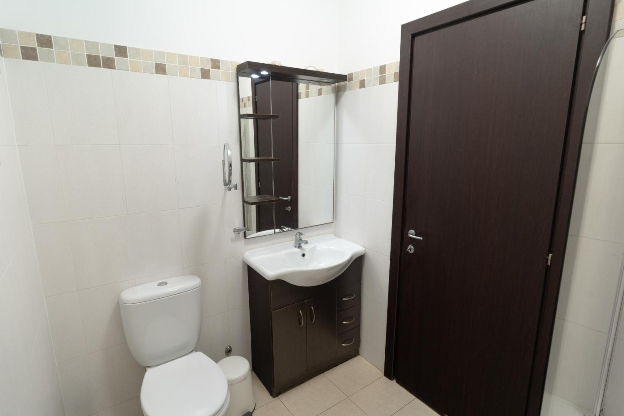 Violet Dusk City Center Flat ลาร์นาคา ภายนอก รูปภาพ