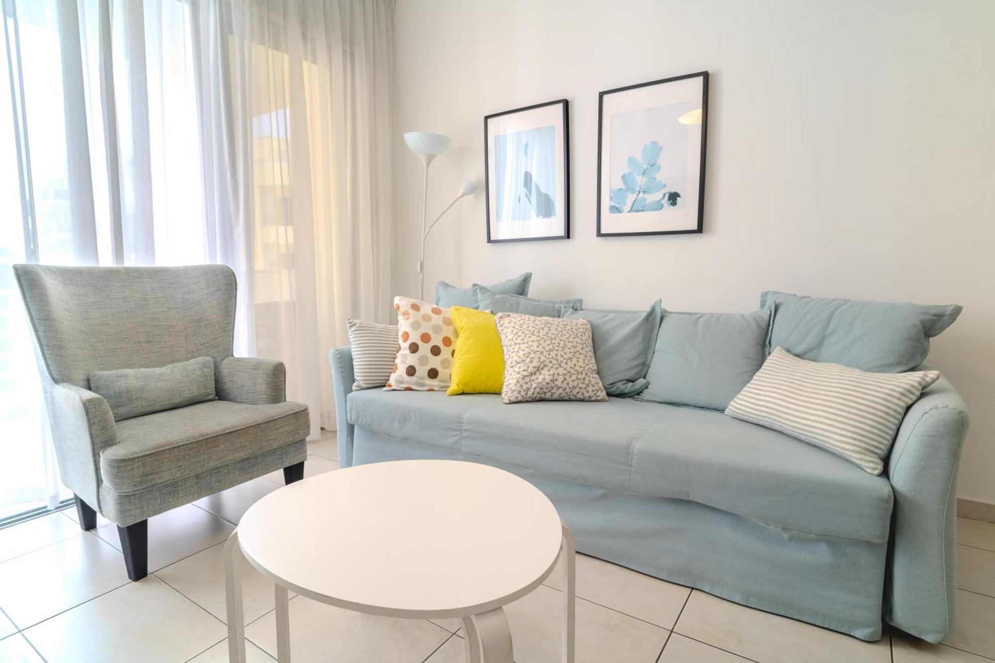 Violet Dusk City Center Flat ลาร์นาคา ภายนอก รูปภาพ